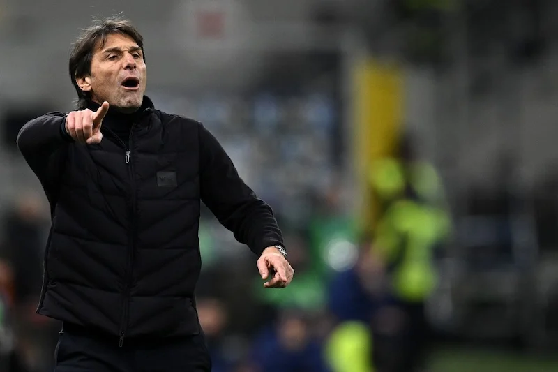 Conte: «Abbiamo tredici giocatori di movimento stasera. Ma siamo campioni d’Italia, non dimentichiamolo»