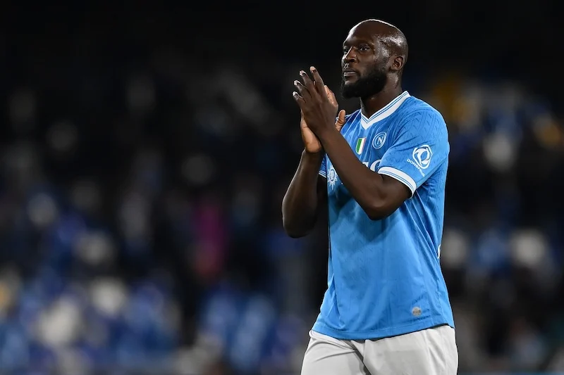 Lukaku piange: “Perdere papà come l’ho perso io. Prima del Napoli ero morto, il Napoli mi ha dato tanto” Lukaku piange: “Perdere papà come l’ho perso io. Prima del Napoli ero morto, il Napoli mi ha dato tanto”