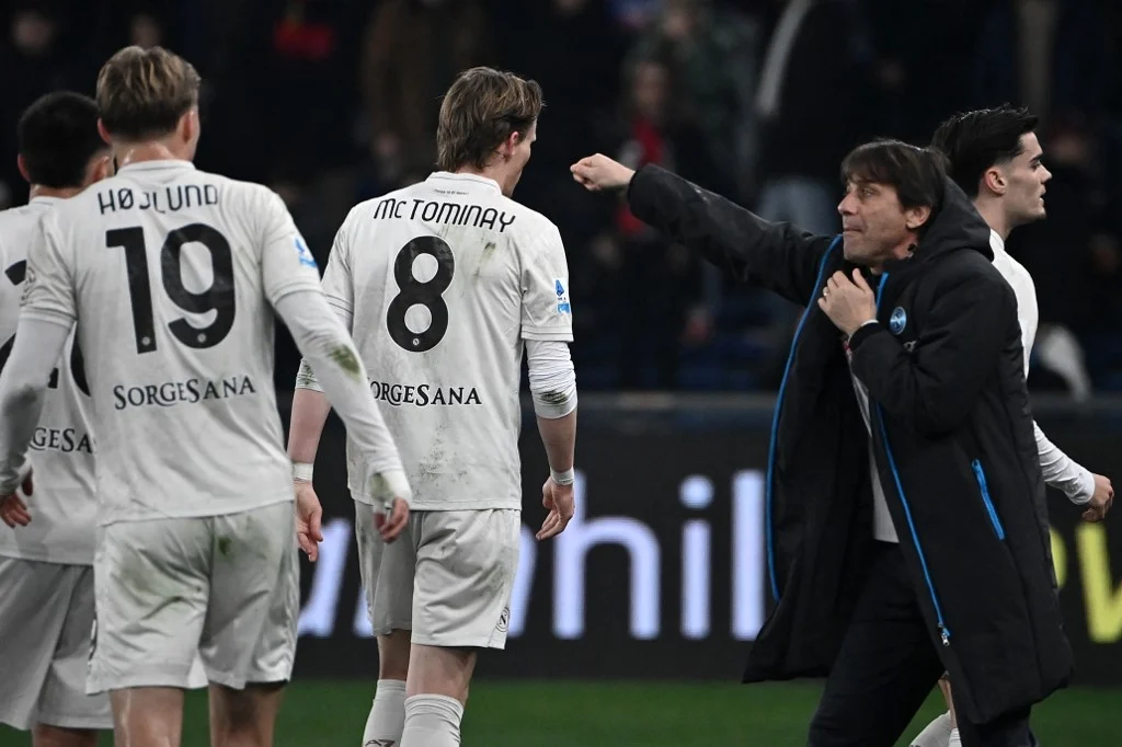 conte allenatore vincente basta costruzione dal basso verticalizza il napoli corbo da Ilnapolista.it conte allenatore vincente basta costruzione dal basso verticalizza il napoli corbo