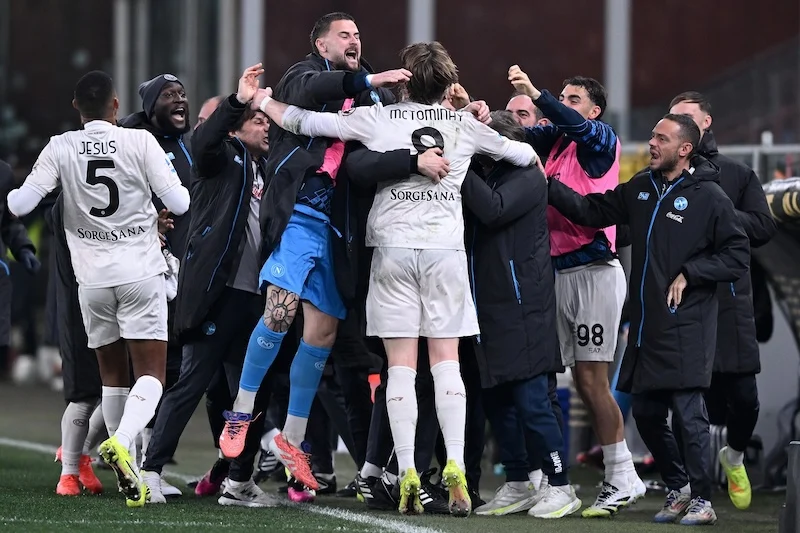 Genova per noi è la partita della rinascita. Napoli stoico, gladiatorio (come il suo bistrattato allenatore)