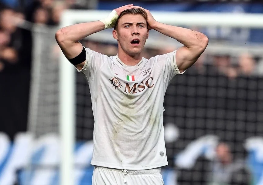 Sky Napoli danneggiato dall'arbitro Chiffi