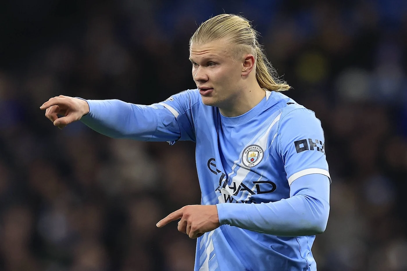 haaland fa vincere al city il derby di manchester ma il gol era da annullare da Ilnapolista.it haaland fa vincere al city il derby di manchester ma il gol era da annullare