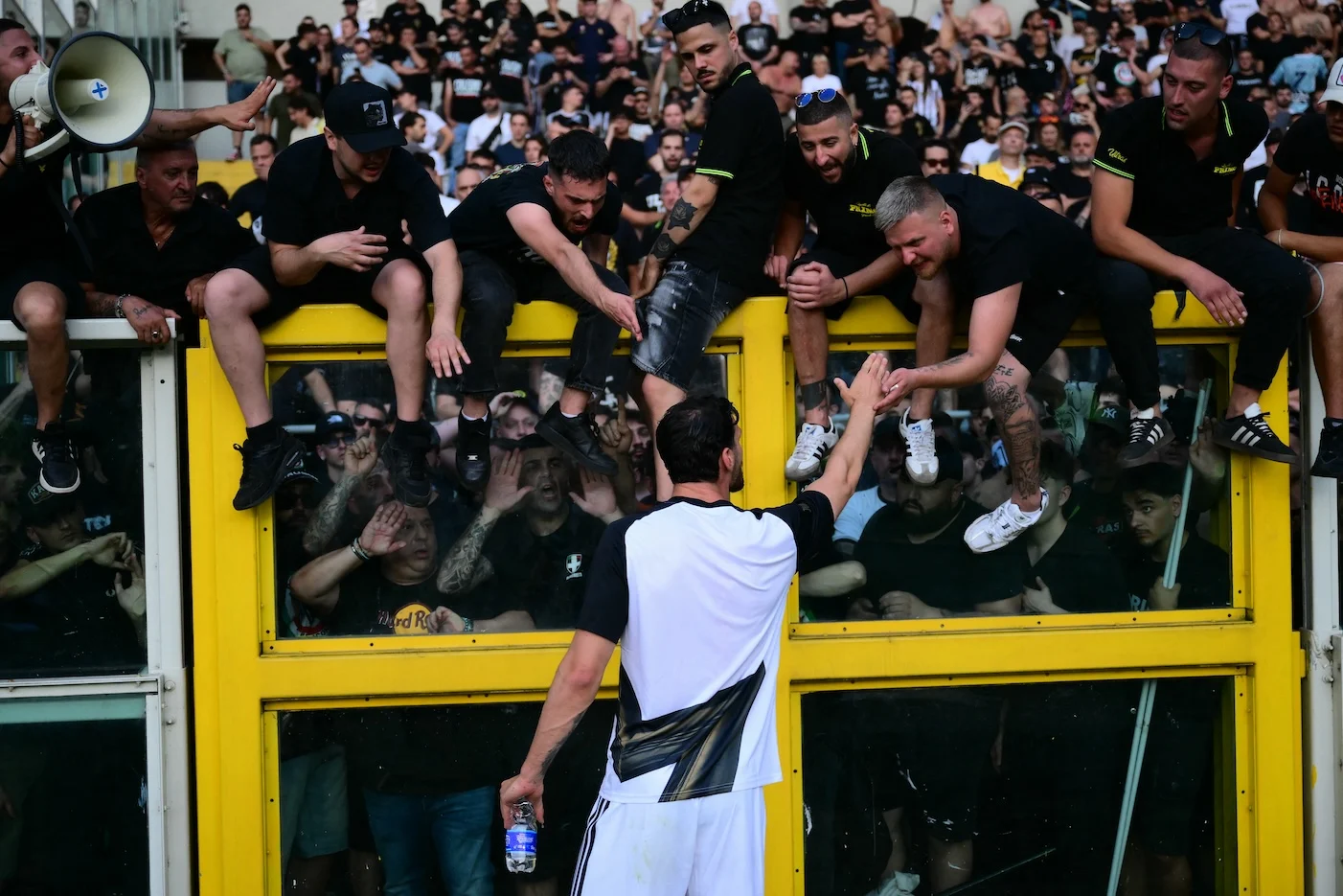 se genny la carogna 232 ultr224 della juventus nessuno dice niente da Ilnapolista.it se genny la carogna 232 ultr224 della juventus nessuno dice niente