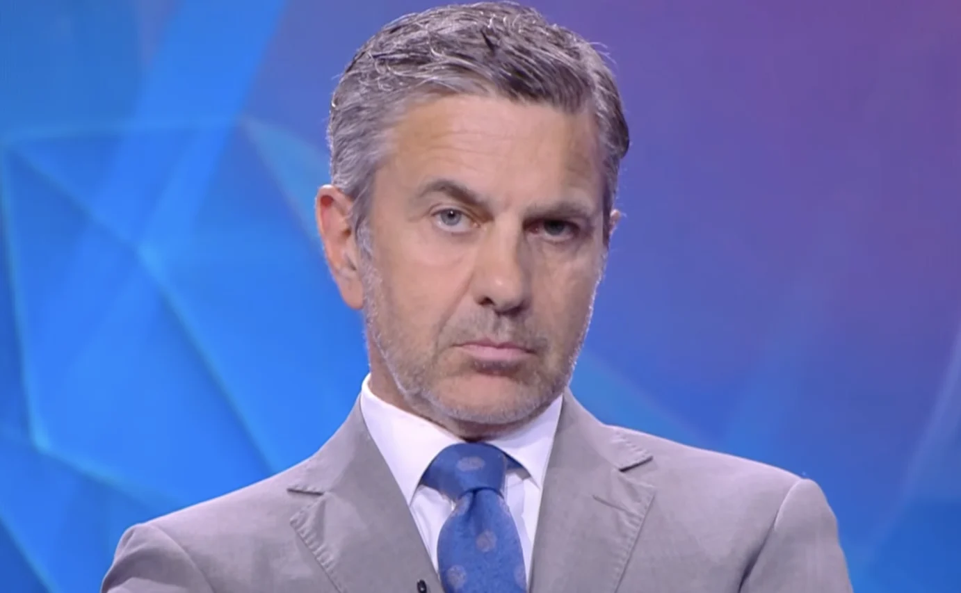 Il racconto di Costacurta sul carisma di Ancelotti: “Entrò nello spogliatoio, camminò in silenzio e uscì. Perdevamo 1-0, vincemmo 4-2”