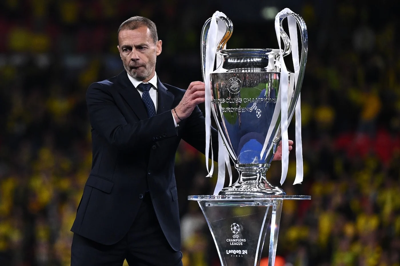 In Inghilterra finale di Champions a pagamento, la Uefa non gradisce