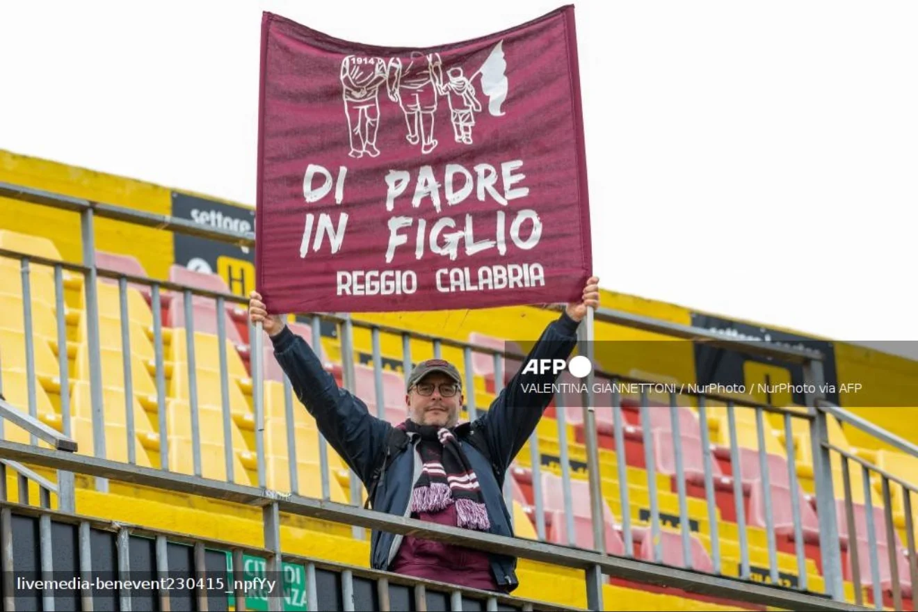 Rizzetta parla (molto) del Napoli, intanto compra (forse) la Reggina e ha il Campobasso