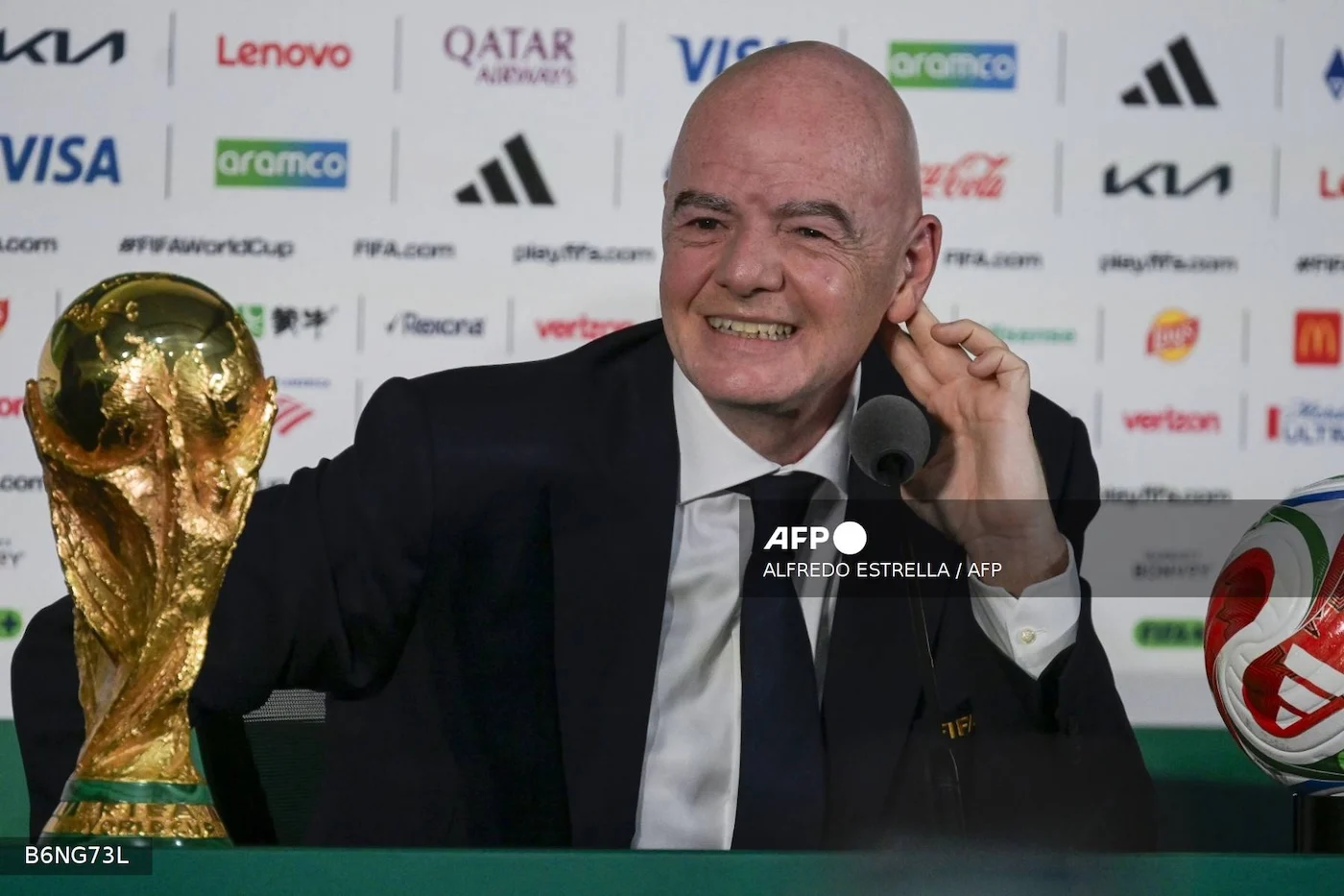 Mondiali, Infantino sull’arbitro somalo: “Dispiace, non possiamo controllare tutto”