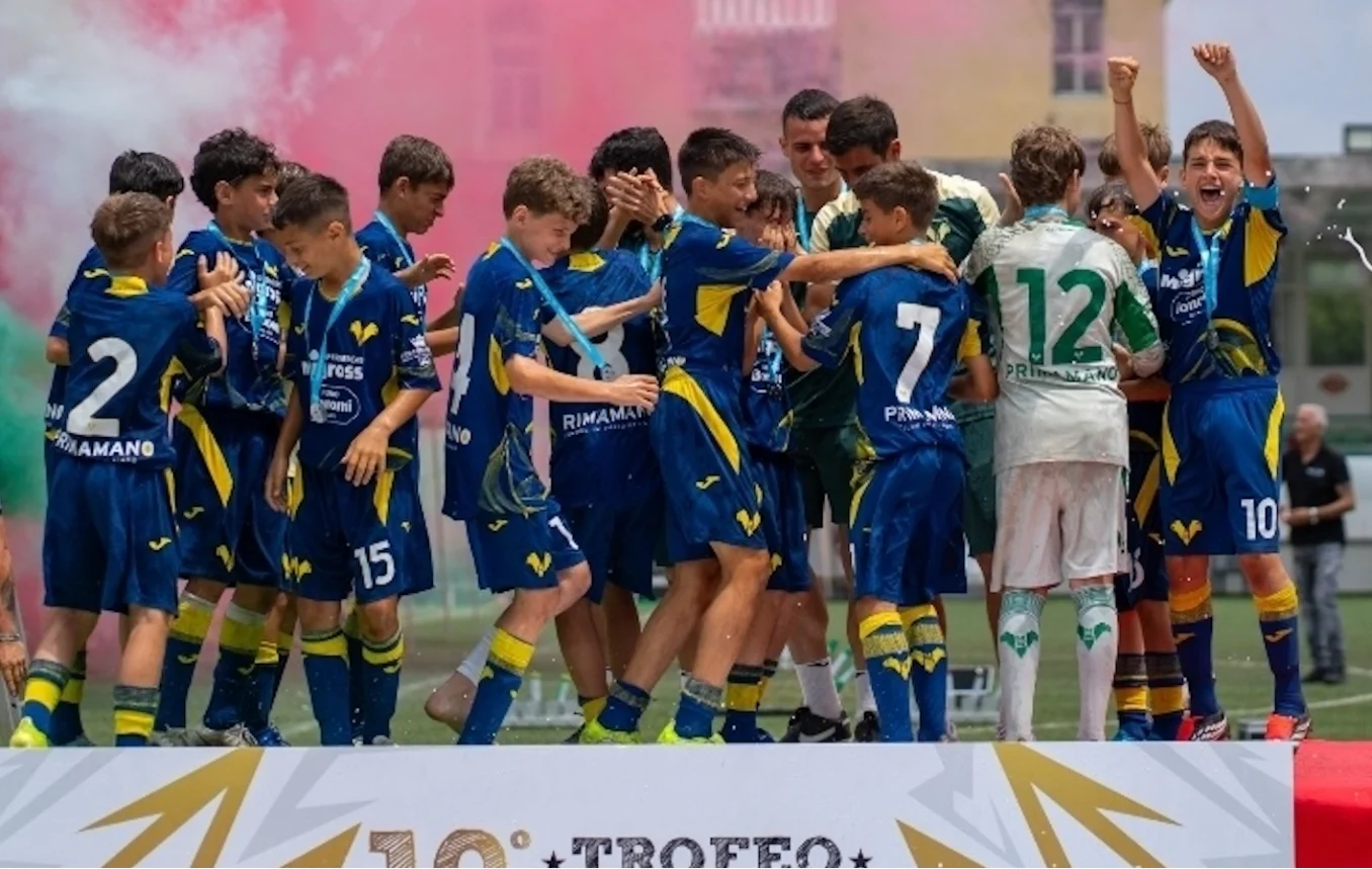 Il Verona retrocede con gli adulti ma vince con gli under 12 il Trofeo D’Alterio