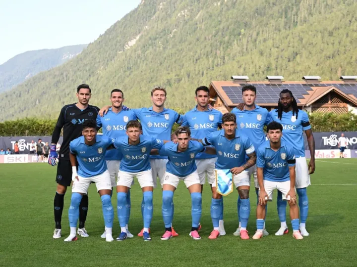La formazione di partenza del Napoli contro l'Arezzo, l'amichevole è finita Napoli-Arezzo 1-3