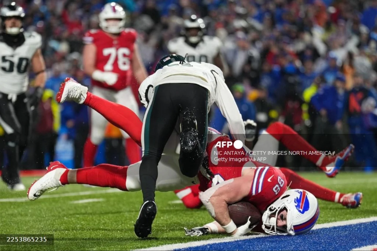 almeno il 25 dei giocatori di football americano si ammaleranno di encefalopatia traumatica da Ilnapolista.it almeno il 25 dei giocatori di football americano si ammaleranno di encefalopatia traumatica