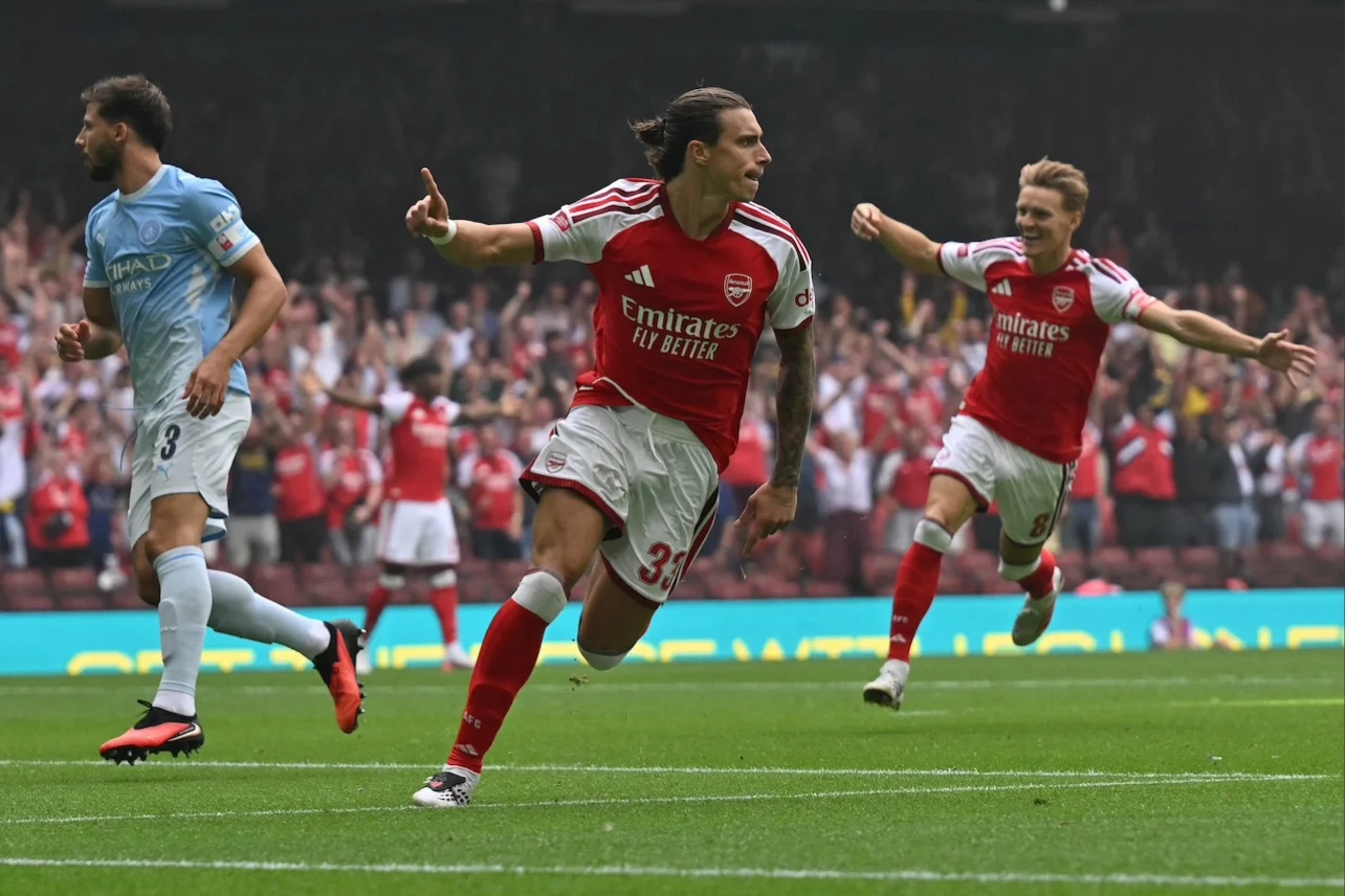 l8217arsenal strapazza il city 3 0 segna anche calafiori maresca comincia con un paliatone da Ilnapolista.it l8217arsenal strapazza il city 3 0 segna anche calafiori maresca comincia con un paliatone