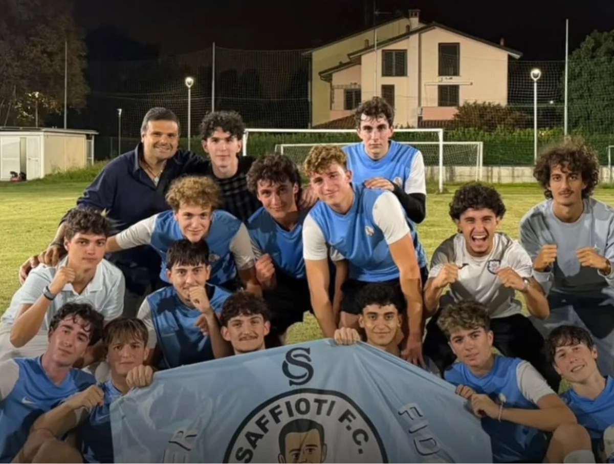 saffioti fc dovevano restare solo compagni di classe sono diventati una squadra col prof presidente da Ilnapolista.it saffioti fc dovevano restare solo compagni di classe sono diventati una squadra col prof presidente