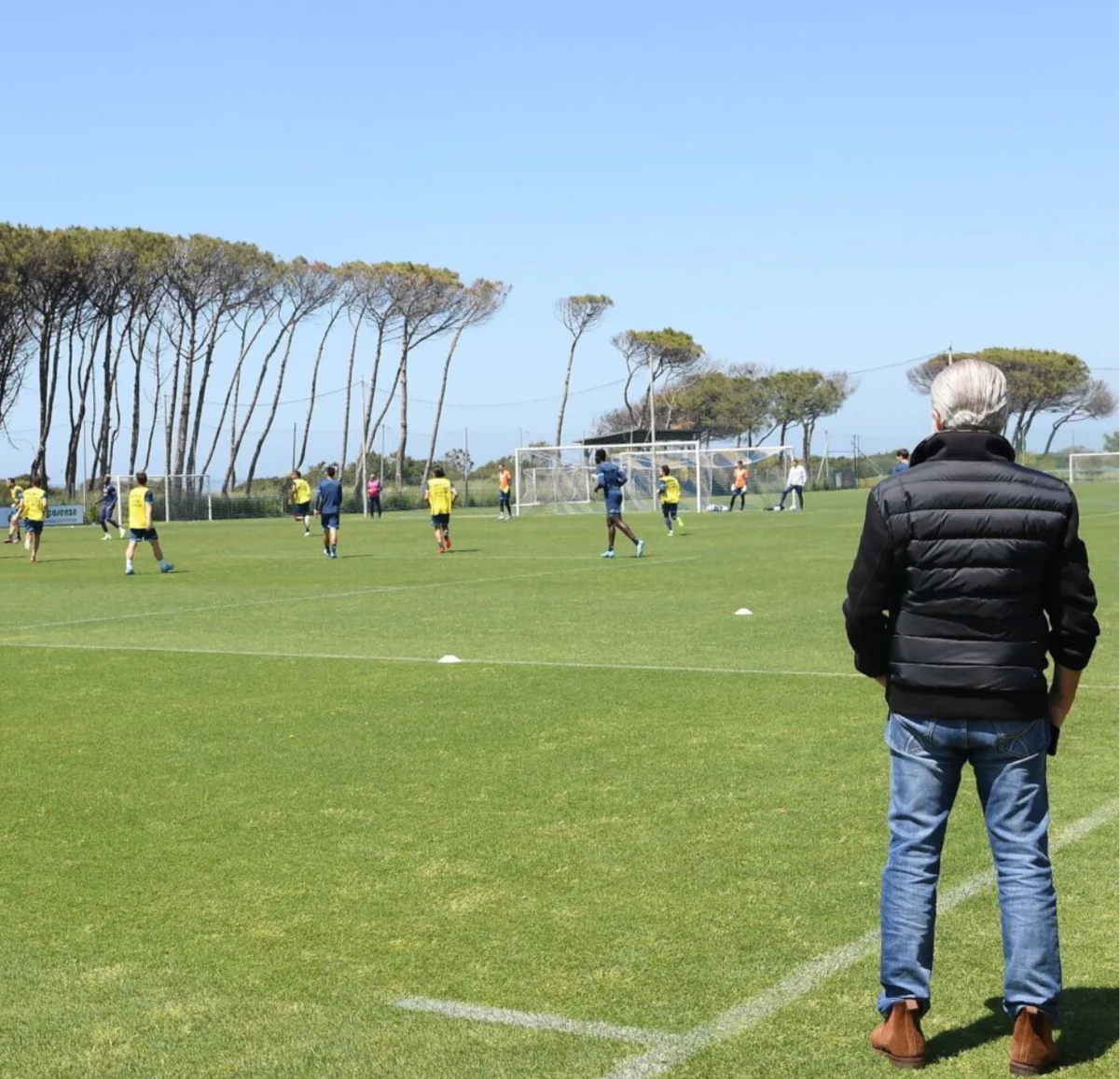 centro sportivo del napoli a qualiano l8217ipoteca sui terreni si pu242 risolvere luned236 il briefing con i progettisti il sindaco e un notaio da Ilnapolista.it centro sportivo del napoli a qualiano l8217ipoteca sui terreni si pu242 risolvere luned236 il briefing con i progettisti il sindaco e un notaio