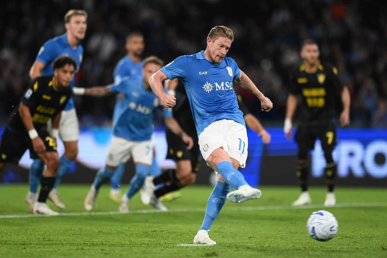 De Bruyne: “Oggi il tecnico mi ha chiesto di giocare in una posizione un po’ diversa ma non è un problema”
