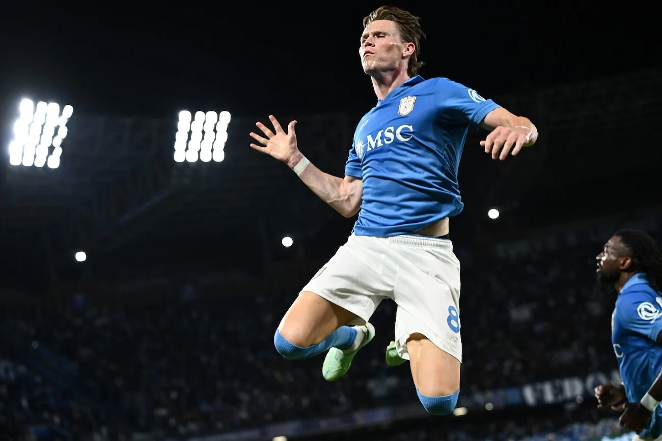 Napoli-Bodo/Glimt 4-3, partita ricca di gol e prima vittoria europea degli azzurri. Rileggi la partita.