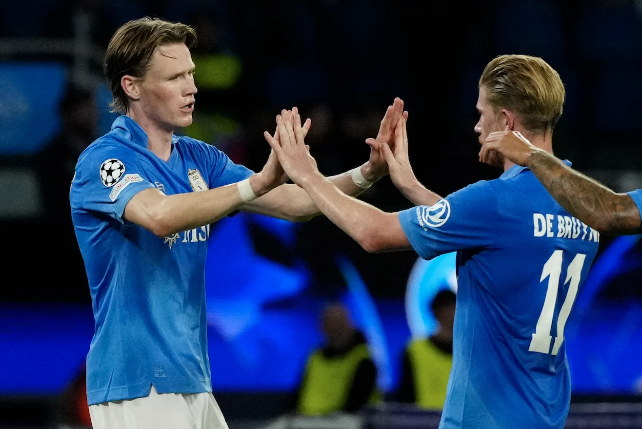 È tornato il Napoli ed è tornato Allegri: inventa De Bruyne regista e mostra come lui e McTominay possono giocare insieme