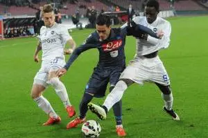 Il declino del Napoli di Benitez: non vola più sulle ali, forse serviva un cambio di modulo item-thumbnail