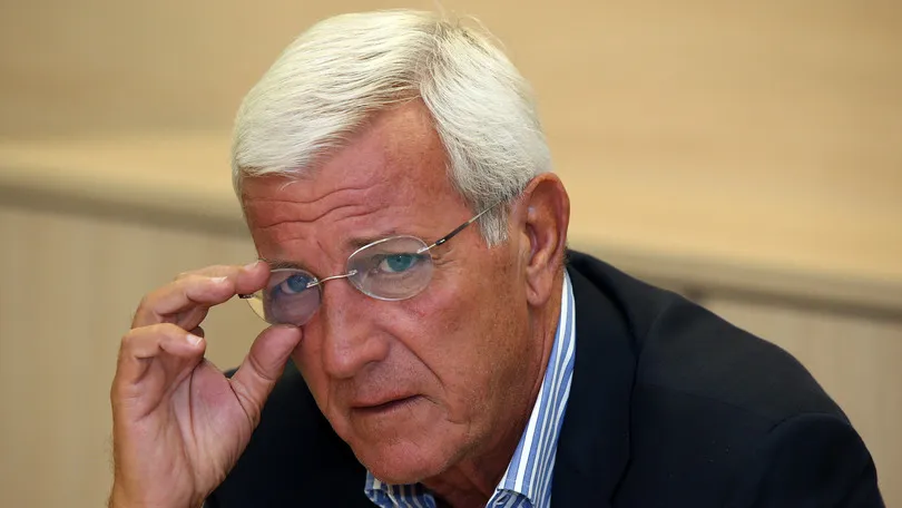 Lippi: «Sarri sfortunato con Higuain e Milik, Mertens come Paolo Rossi» Lippi: «Sarri sfortunato con Higuain e Milik, Mertens come Paolo Rossi»