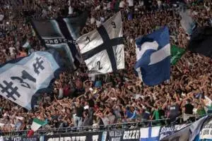 Contrordine, nessuna restrizione per Napoli-Inter. Prefetta batte Casms item-thumbnail