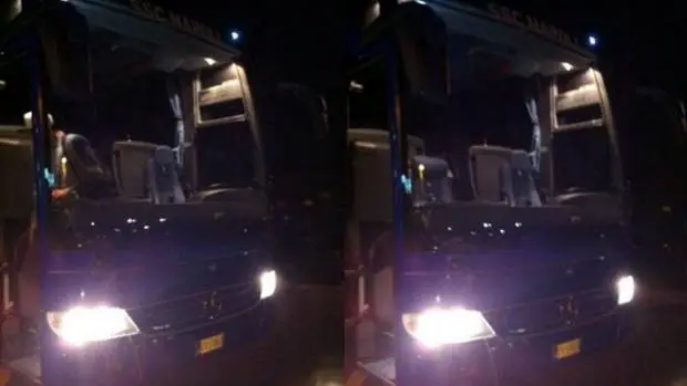 L’aggressione all’autobus del Napoli ci fa schifo e ci sembra parte di un disegno L’aggressione all’autobus del Napoli ci fa schifo e ci sembra parte di un disegno