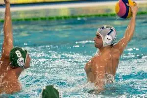 Alessandro Velotto: «Rispetto al calcio, la pallanuoto è ancora uno sport» item-thumbnail