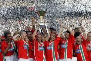Juventus, il Tar respinge il ricorso per il risarcimento di Calciopoli (443 milioni) item-thumbnail