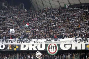 Bucci ai pm prima del suicidio: “Dominello aiutava la Juventus a tenere l’ordine in curva, me lo disse D’Angelo” item-thumbnail