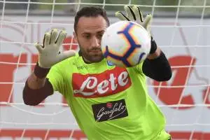 SkySport: Ospina è ufficialmente un calciatore del Napoli item-thumbnail