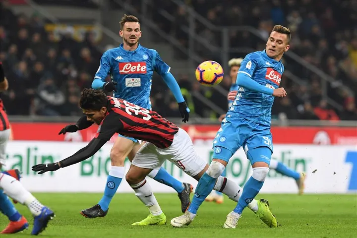 Insopportabile l’odio dei “tifosi” del Napoli per questo Napoli Insopportabile l’odio dei “tifosi” del Napoli per questo Napoli