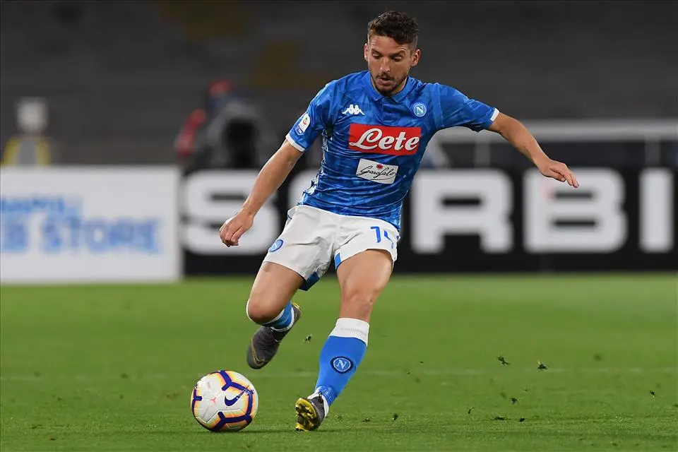 CorSport: Offerte da Cina e Arabia Saudita per Mertens. Se non rinnova a gennaio potrebbe andare via CorSport: Offerte da Cina e Arabia Saudita per Mertens. Se non rinnova a gennaio potrebbe andare via