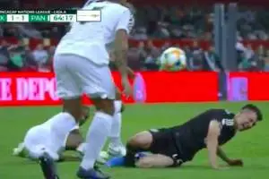 CorSport: il Napoli valuterà domani le condizioni di Lozano item-thumbnail