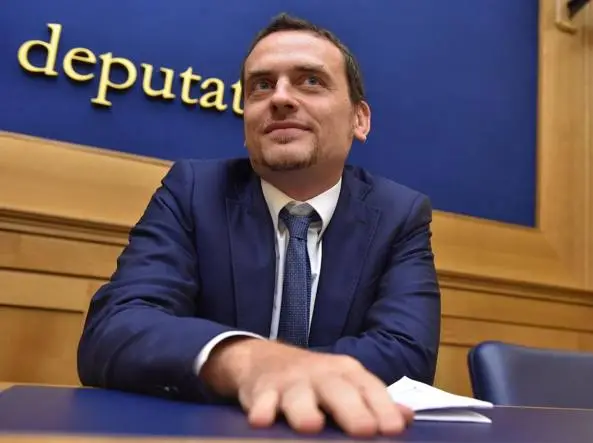 Il Mattino: Napoli-Barcellona, la partita sui prezzi si gioca in Parlamento Il Mattino: Napoli-Barcellona, la partita sui prezzi si gioca in Parlamento