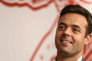 Pinto: «Il Covid va oltre il calcio, le regole ci sono, se le cambiamo diventa più difficile» item-thumbnail