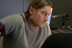 Totti chiude con la Roma: “Non c’è posto per me, se mi chiamano ho il telefono spento” item-thumbnail