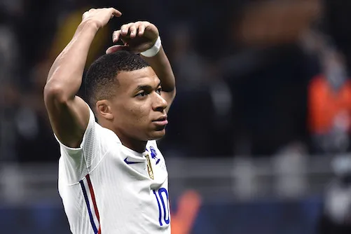 Per il Psg il giocatore più costoso del pianeta vale un caffé, siamo al “Mbappé sospeso” Per il Psg il giocatore più costoso del pianeta vale un caffé, siamo al “Mbappé sospeso”