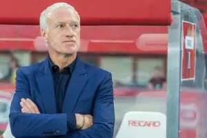 Deschamps: «Il lavoratore morto? Può essere la vostra priorità, ma noi siamo qui per un Mondiale» item-thumbnail