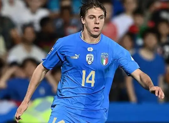 Zerbin: «È un sogno aver esordito in Nazionale. Spero di aver ripagato la fiducia di Giuntoli» Zerbin: «È un sogno aver esordito in Nazionale. Spero di aver ripagato la fiducia di Giuntoli»