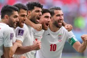 Il Guardian celebra l’Iran: ha offerto un potente spettacolo di sfida item-thumbnail