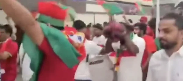 La Fifa vende i posti all’ombra del fan village a più di mille euro, con “vista sui poveri” La Fifa vende i posti all’ombra del fan village a più di mille euro, con “vista sui poveri”