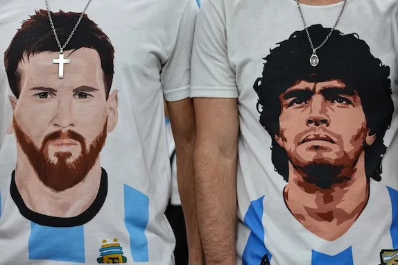 Adani: «Messi riporta Maradona dentro un campo da calcio, dribbla anche i cammelli»