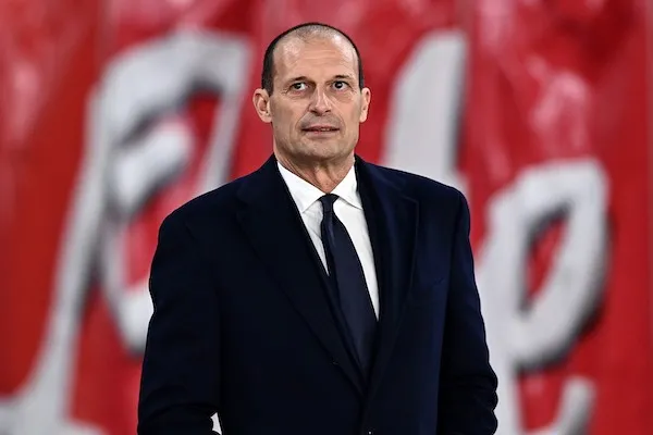 Ma il Nyt elogia Allegri: «Ha risollevato la Juventus da una crisi nera, è un mistero come abbia fatto» Ma il Nyt elogia Allegri: «Ha risollevato la Juventus da una crisi nera, è un mistero come abbia fatto»