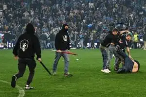 Udinese-Napoli, primi cinque arresti. Si sospetta la presenza di tifosi di altre squadre item-thumbnail