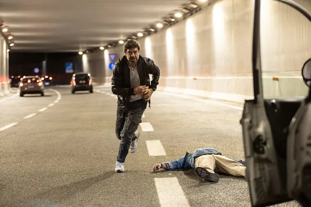 “Il denaro è un cancro”: Favino e “L’ultima notte di Amore” sono un gioiellino “Il denaro è un cancro”: Favino e “L’ultima notte di Amore” sono un gioiellino