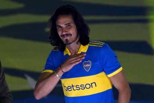 Cavani sta sbagliando troppi gol, l’astrologo del Boca: «È vittima di stregoneria» Cavani sta sbagliando troppi gol, l’astrologo del Boca: «È vittima di stregoneria»