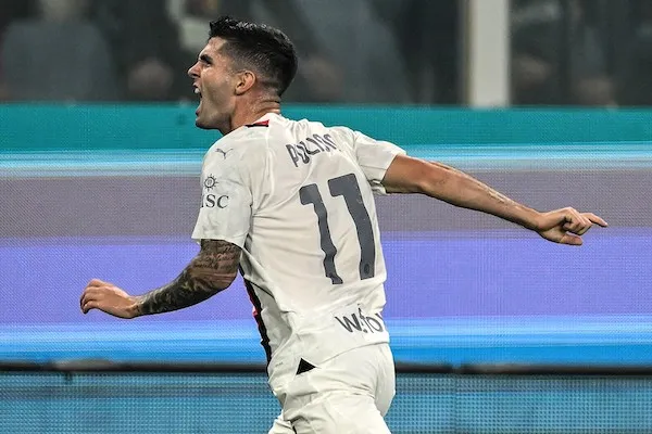 Il Milan batte il Genoa e va in testa. Polemiche per il gol di Pulisic, Giroud portiere salva i suoi Il Milan batte il Genoa e va in testa. Polemiche per il gol di Pulisic, Giroud portiere salva i suoi