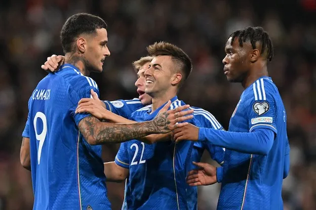 Italia in vantaggio a Wembley (poi 1-1): gol di Scamacca, tutto nasce dal dribbling di Donnarumma (VIDEO) Italia in vantaggio a Wembley (poi 1-1): gol di Scamacca, tutto nasce dal dribbling di Donnarumma (VIDEO)