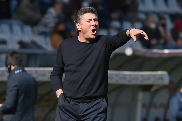 Napoli, Rudi Garcia esonerato. De Laurentiis: «Bentornato Walter» LIVE Napoli, Rudi Garcia esonerato. De Laurentiis: «Bentornato Walter» LIVE
