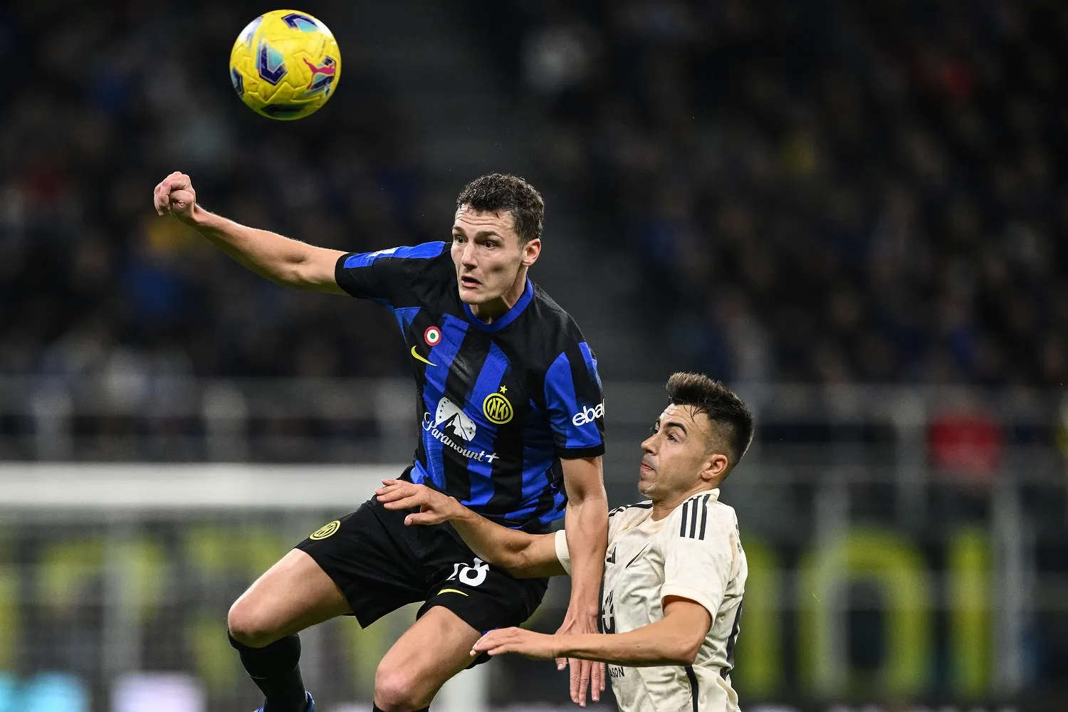Pavard è più apprezzato a Milano che in Francia, era considerato lo scarto del Bayern Monaco (So Foot) Pavard è più apprezzato a Milano che in Francia, era considerato lo scarto del Bayern Monaco (So Foot)