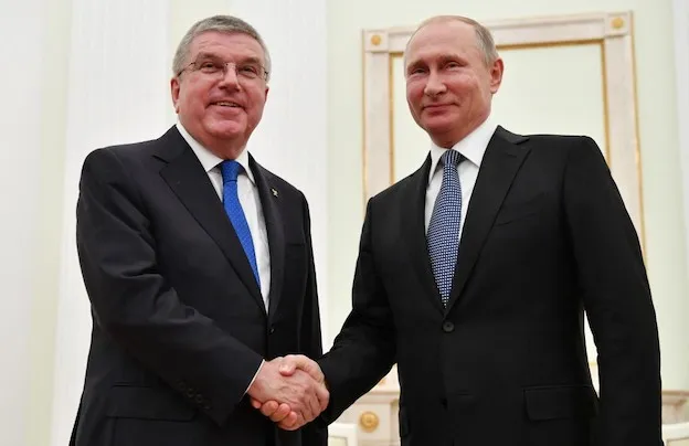 Bach è un oligarca creato da Putin, lo ha detto lui: «Putin mi sostiene, posso diventare presidente del Cio» Bach è un oligarca creato da Putin, lo ha detto lui: «Putin mi sostiene, posso diventare presidente del Cio»