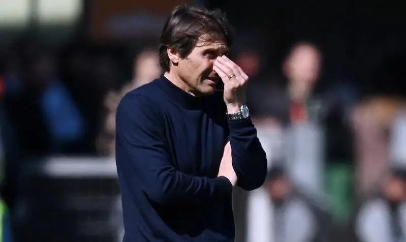 Cinque domande ad Antonio Conte, tra cui: perché critica la società in un momento così delicato? Cinque domande ad Antonio Conte, tra cui: perché critica la società in un momento così delicato?